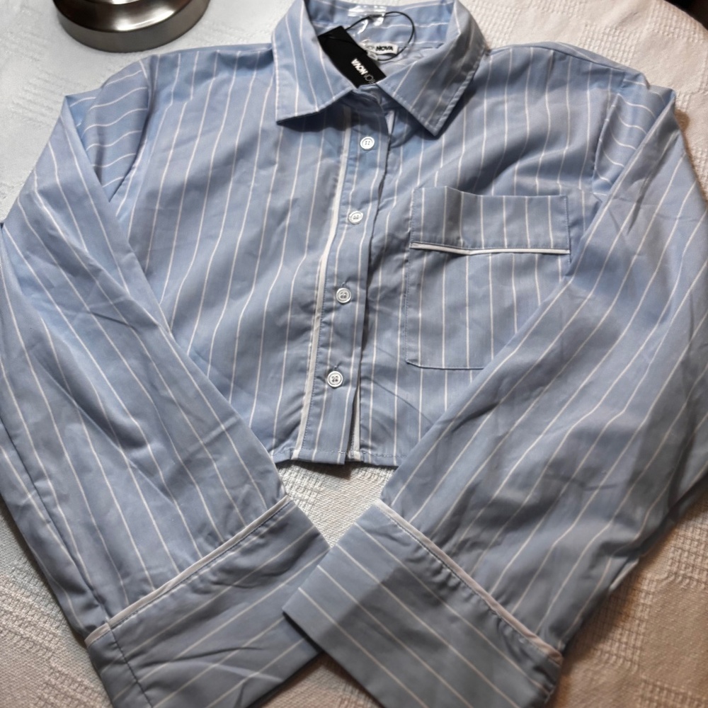 Fashion Nova Dream Girl Pinstripe Blouse Cropped Light Blue Sz Medium